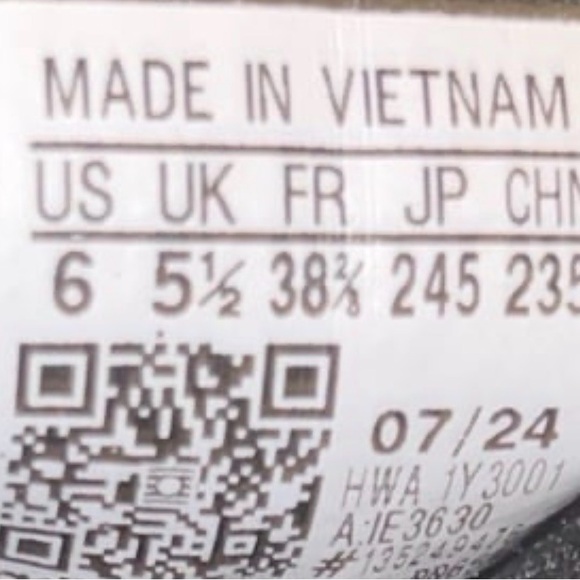 adidas Men’s Black Sneakers with White Stripes - Picture 5 of 5